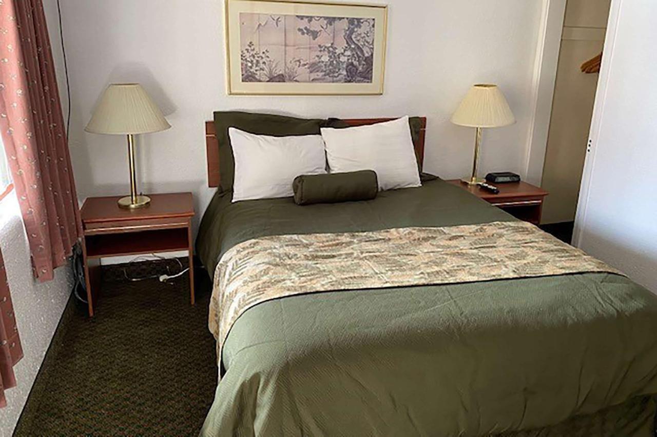 Travelodge By Wyndham The Dalles Buitenkant foto