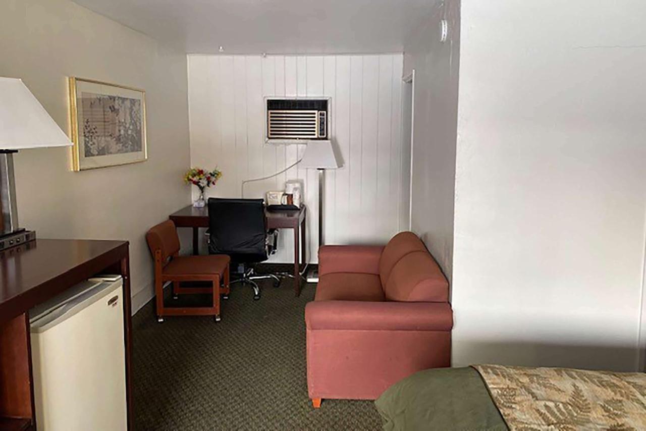 Travelodge By Wyndham The Dalles Buitenkant foto