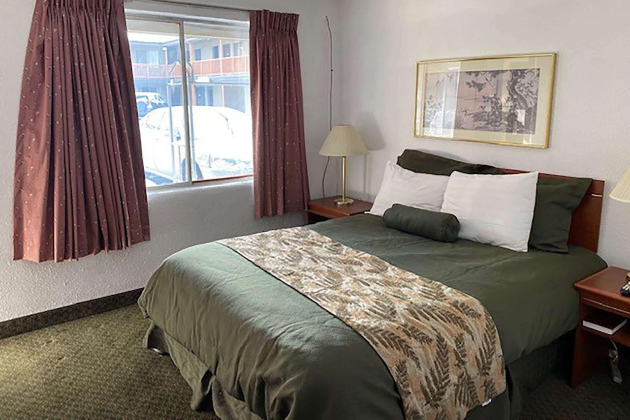 Travelodge By Wyndham The Dalles Buitenkant foto